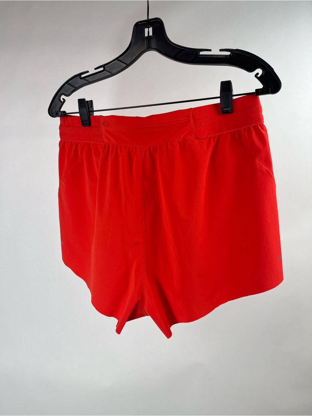 Nike Swift Dri-FIT Mid-Rise 2.5" Brief-Lined Shorts - Women's - Picture 3 of 14